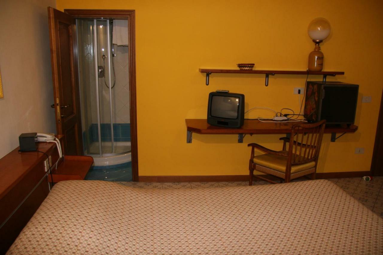 Bed And Breakfast I Due Leoni Florence Exterior photo